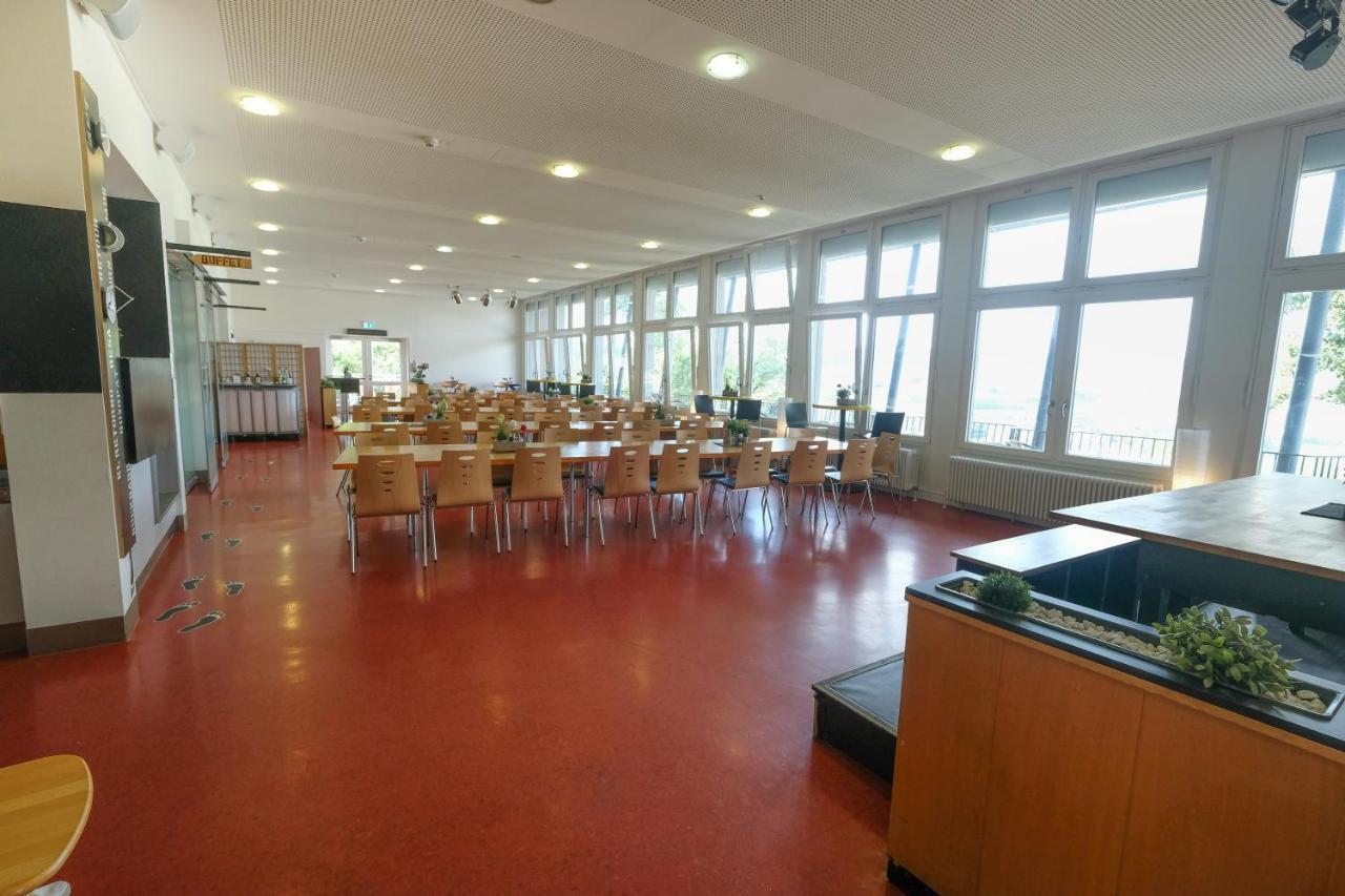 Jugendherberge Stuttgart International Ngoại thất bức ảnh